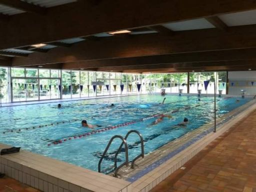 Piiscine-couverte-des-sept-fontaines-1